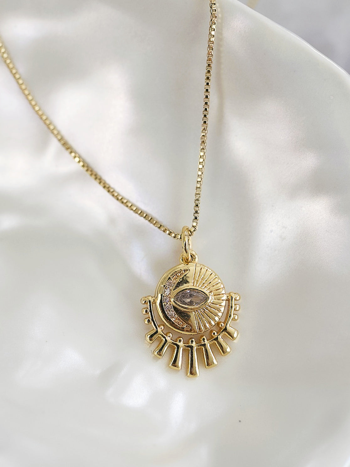 Necklaces– Luna Gem